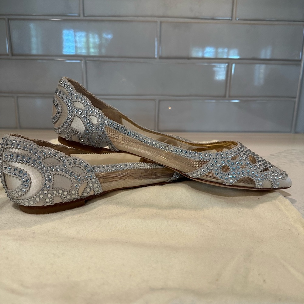 Badgley Mischka Crystal Pointed Toe Evening Flat (size 9)